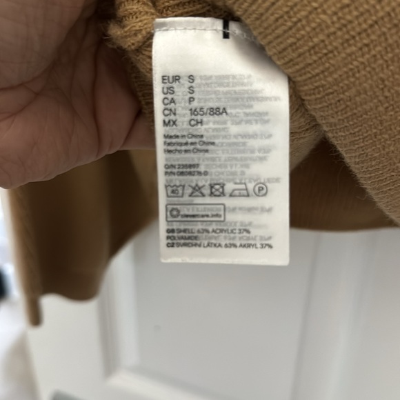 H&M mock neck chevron sweater camel small - Picture 5 of 6